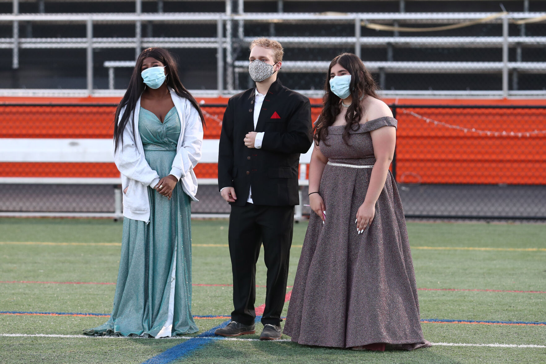 050121-cdp-news-chsprom176.JPG